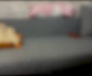 lemonhazeeee is a 18 year old female webcam sex model.