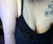 akilavender is a 22 year old female webcam sex model.