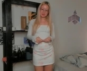 staticveil is a 99 year old female webcam sex model.