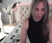 your_jessica is a  year old female webcam sex model.