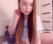 aminaswan_ is a 21 year old female webcam sex model.