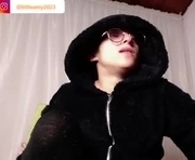 little__amy_ is a 20 year old female webcam sex model.