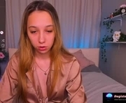 anna_sweetis is a 19 year old female webcam sex model.