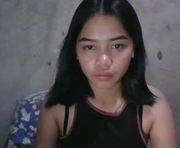 sweet_mae28xx is a  year old female webcam sex model.