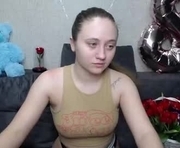 bbstacyrepl is a 18 year old female webcam sex model.