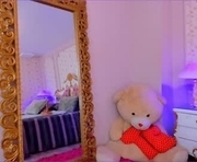 Free live sex webcam chat with  yrs old female, ,  ,  - _lissana_scott