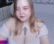 barbara_queen_size is a 20 year old female webcam sex model.