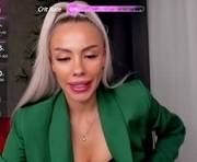 bailey_rush is a  year old female webcam sex model.