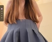 margosills is a 19 year old female webcam sex model.