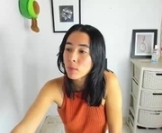 nataliaa05 is a 18 year old female webcam sex model.