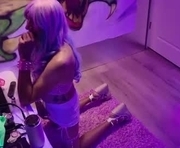 _glitterboxx_ is a  year old shemale webcam sex model.