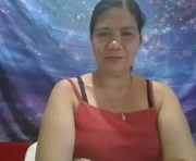 d84real is a 41 year old female webcam sex model.