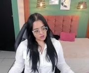 sofia_coxxx is a 35 year old female webcam sex model.