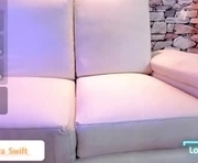 amara_18_ is a  year old female webcam sex model.
