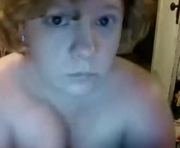 royalrosered is a  year old female webcam sex model.