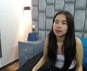 bunnywhite21 is a 19 year old female webcam sex model.
