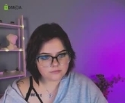 tessa_dream_ is a  year old female webcam sex model.