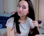 lashonlablue is a 18 year old female webcam sex model.