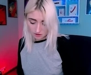 zaina_kiss is a 19 year old couple webcam sex model.