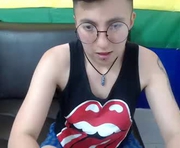 boy_trans is a 18 year old shemale webcam sex model.