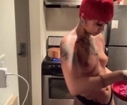 sinfulincubus is a 21 year old female webcam sex model.