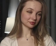 babysaymyname is a 19 year old female webcam sex model.