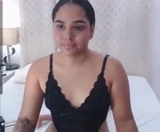 leiacounty is a 18 year old female webcam sex model.