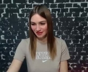 bertatii is a 27 year old female webcam sex model.