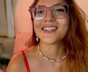 haileybunny_4 is a 21 year old female webcam sex model.