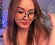 lucyhilton is a 18 year old female webcam sex model.