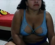 morenapimenta38 is a 38 year old female webcam sex model.