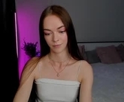 under_the_skin is a 23 year old female webcam sex model.