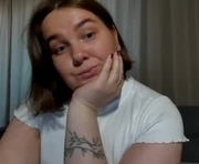 carlytrev is a 22 year old female webcam sex model.