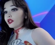 natsumi18 is a  year old female webcam sex model.