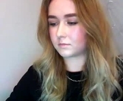 lulu_baby1 is a 18 year old female webcam sex model.