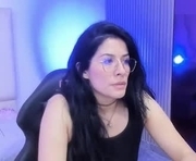 blue_tay1 is a 37 year old female webcam sex model.