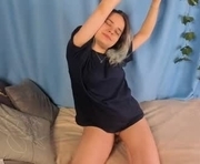 caitlin_crazy is a 19 year old female webcam sex model.