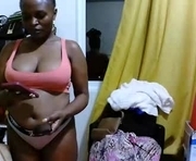 chocolatejolly is a 32 year old female webcam sex model.