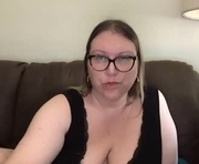 slipperywetfun is a 46 year old female webcam sex model.