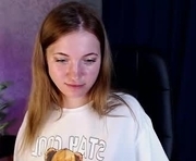 arlana_klart is a 20 year old female webcam sex model.