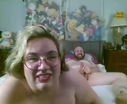 anna_junes is a 26 year old couple webcam sex model.