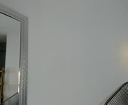 paulina_manga is a  year old female webcam sex model.