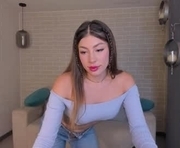 maddisontaylor is a 25 year old female webcam sex model.