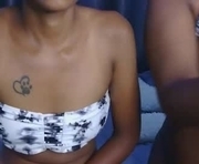 naylah18 is a 18 year old female webcam sex model.