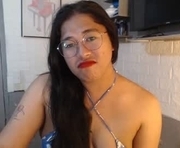 snowmonxx is a 25 year old shemale webcam sex model.