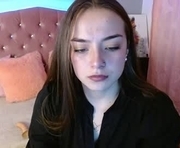 victoria930513 is a  year old female webcam sex model.