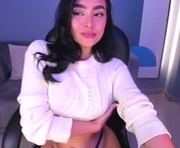 sarawinstone_ is a  year old female webcam sex model.