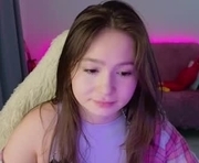 shyvivi_ is a 18 year old female webcam sex model.