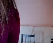 beatrixelin is a 18 year old female webcam sex model.