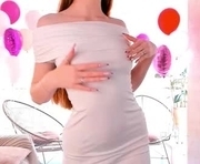 erikajeny is a 18 year old female webcam sex model.